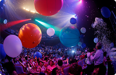 『SLAVA’S SNOWSHOW スラバのスノーショー』を開催